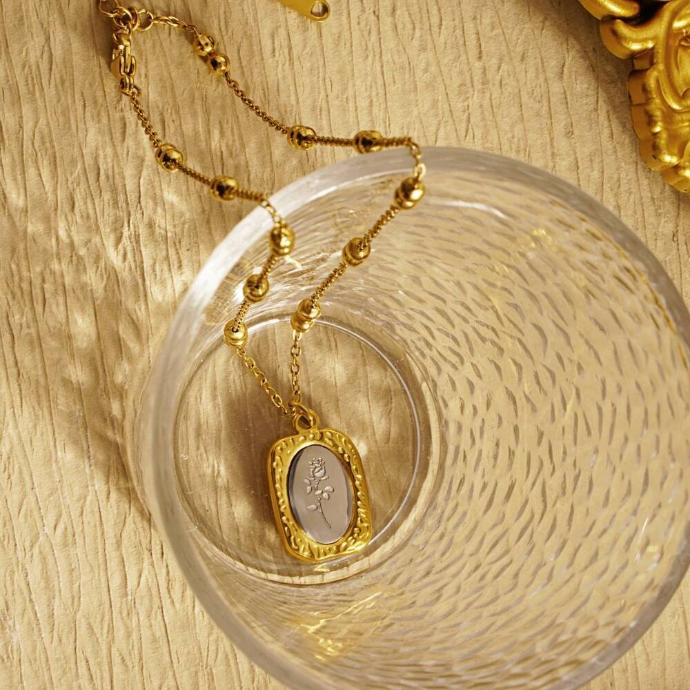 Coin Necklace Delicate - Collier pendentif en acier inoxydable pour