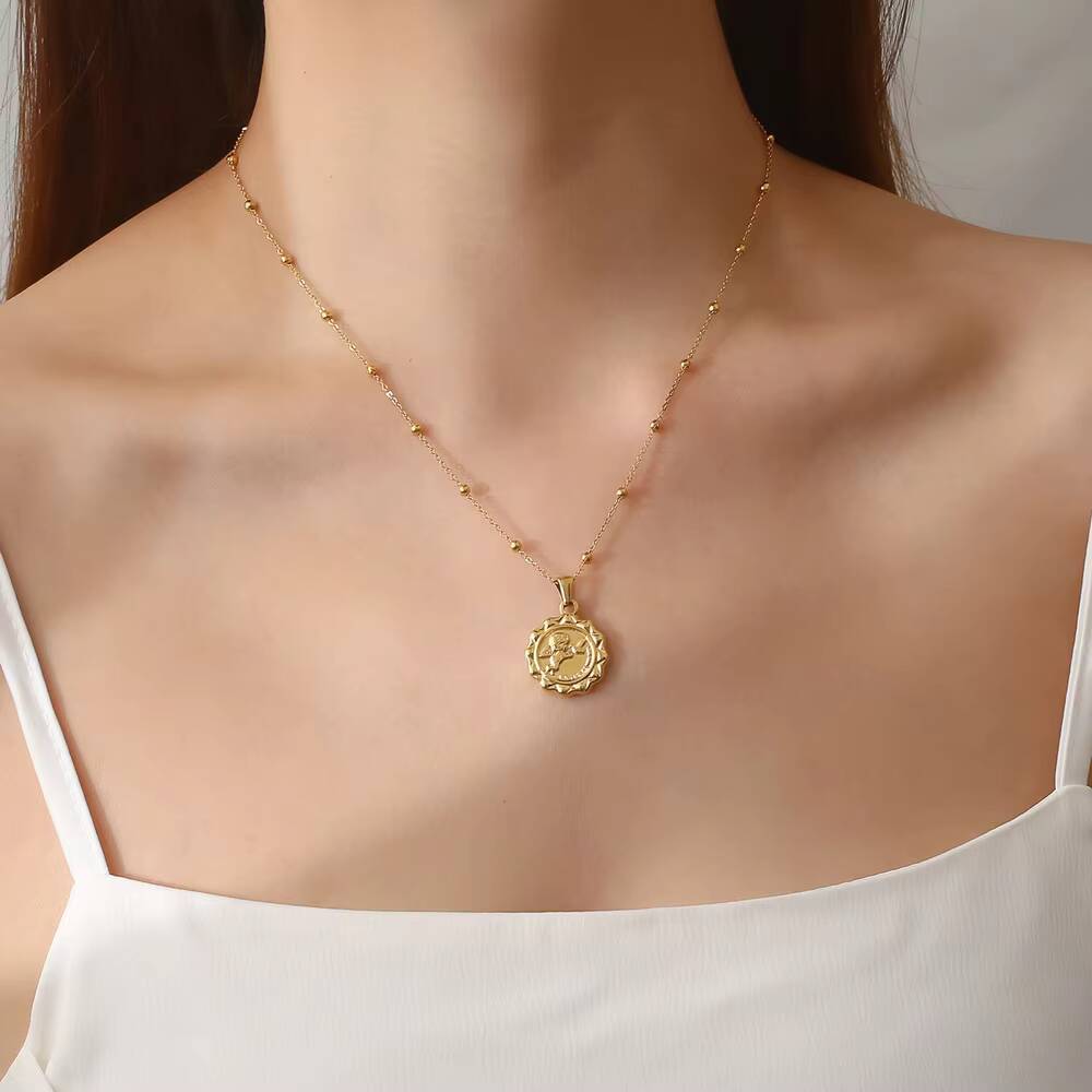 Collier avec pendentif en form - Coin Necklace Delicate avis et prix
