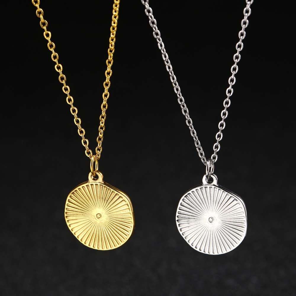 Collier pendentif disque rond  - Coin Necklace Delicate avis et prix