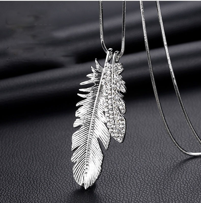 Femmes pendentif colliers feui - Women Accessories Images avis et prix